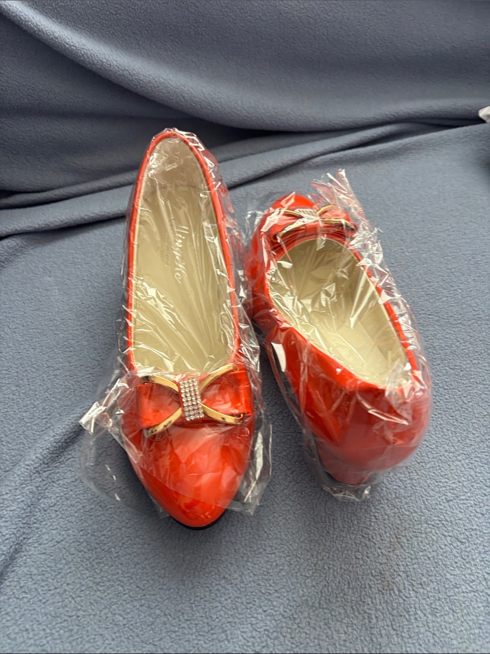 Women’s Red Bow Patent Flats
